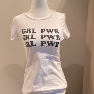 le chateau white xs girl pwr shirt